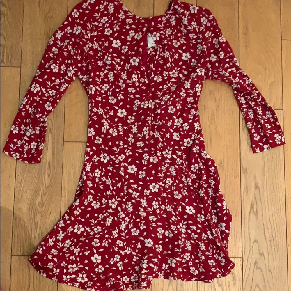 Privacy please keyhole front dress